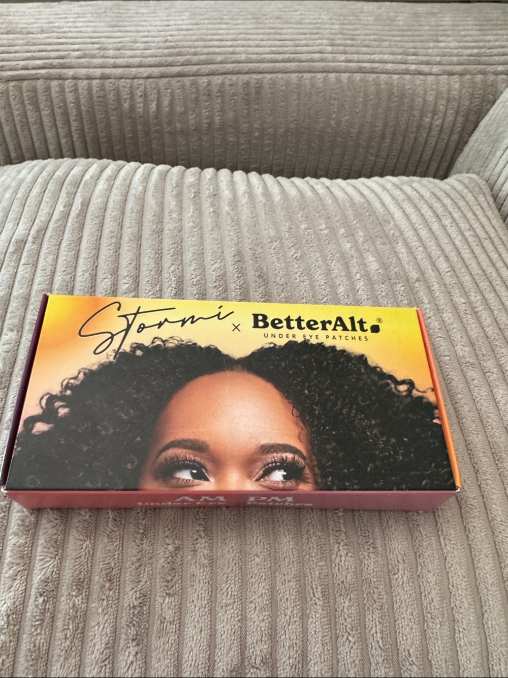 x Stormi Under Eye Patches - Pink Packaging